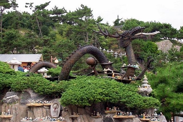 Haedong Yonggungsa - ngôi chùa cổ nhất Hàn Quốc, giá vé máy bay đi Hàn Quốc bao nhiêu tiền