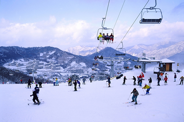 Trượt tuyết mùa đông tại Hàn Quốc